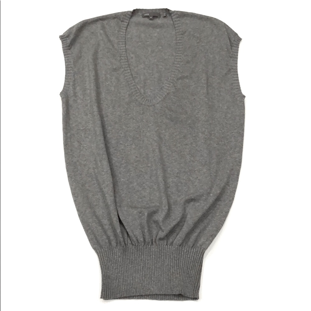 Vince. 100% Merino Wool Gray Sleeveless Sweater